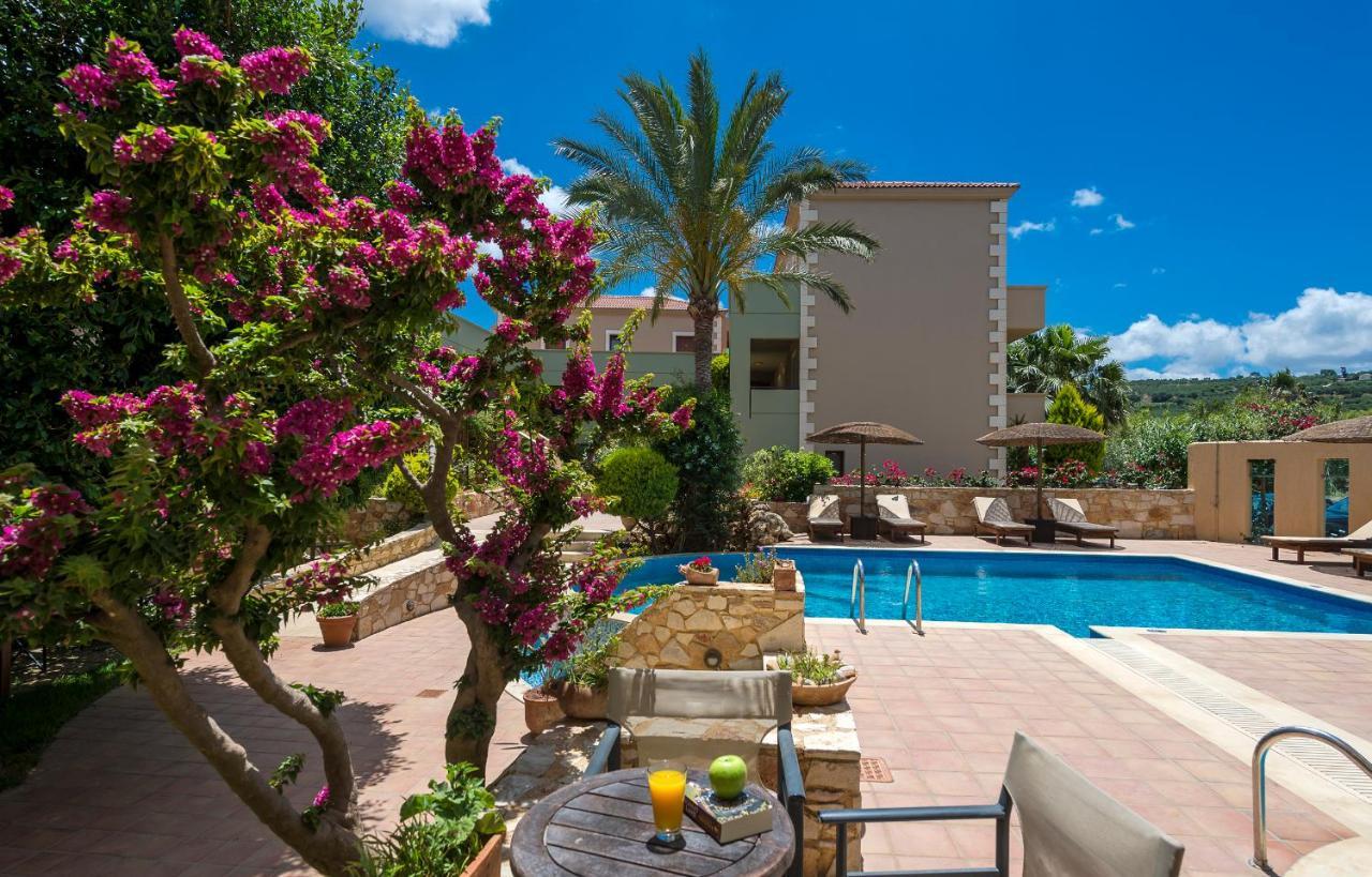 Mistral Hotel - For Solo Travelers Maleme Buitenkant foto