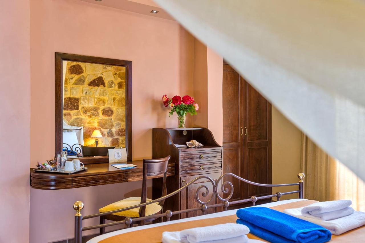 Mistral Hotel - For Solo Travelers Maleme Buitenkant foto